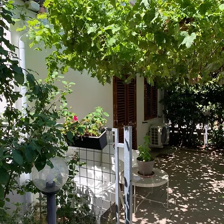 Adults Only Beachhouse Zona Corfu Pineto