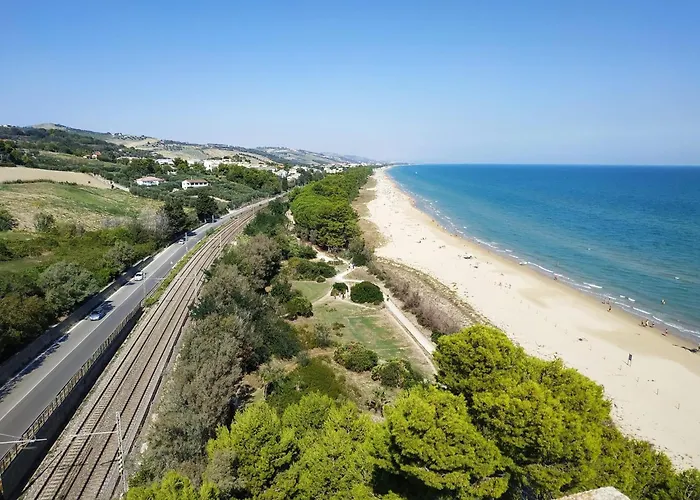 Adults Only Beachhouse Zona Corfu 4* Pineto